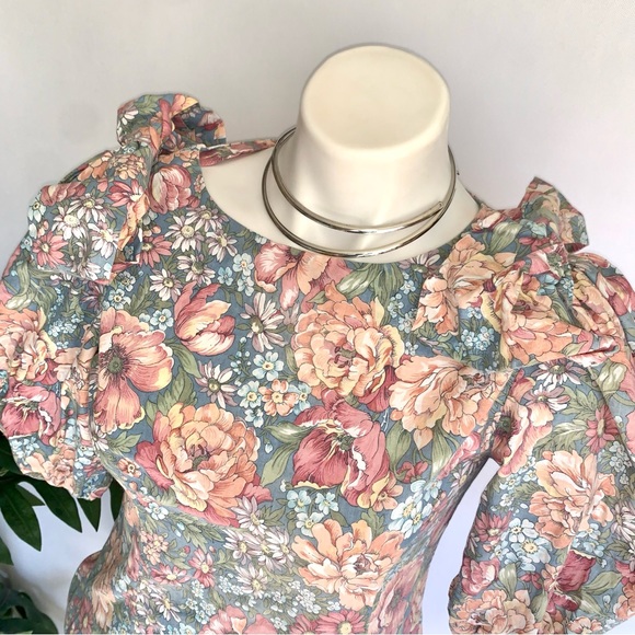 v i n t a g e :: Fairycore Babydoll Puff Sleeve Bow Whimsy Floral Mini Dress - Picture 2 of 13